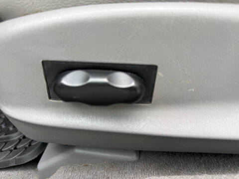 2003 Ford Taurus SES