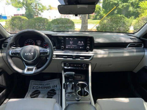 2022 Kia K5