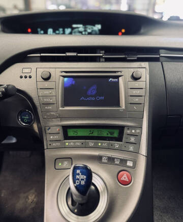 2013 Toyota Prius Three