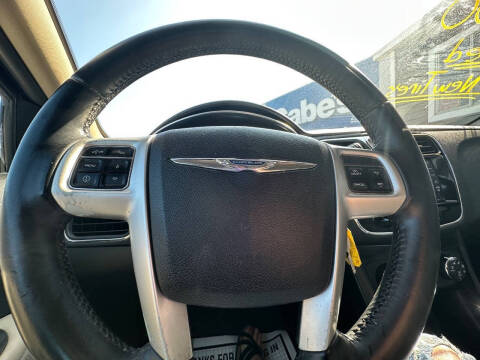 2014 Chrysler 200 Limited