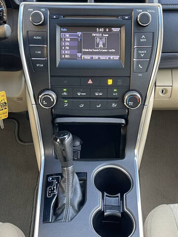 2015 Toyota Camry LE