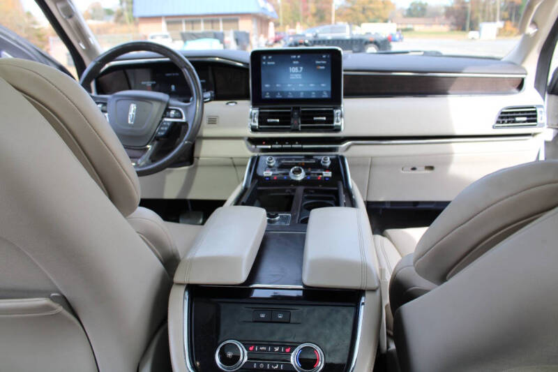 2020 Lincoln Navigator L Reserve