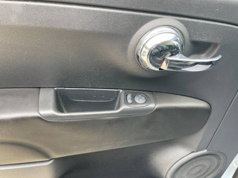 2015 FIAT 500c Lounge