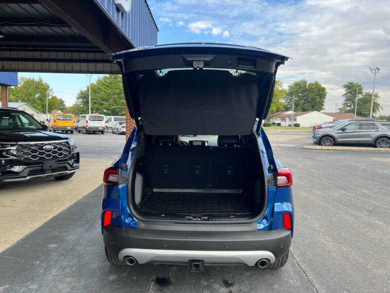 2023 Ford Escape Platinum