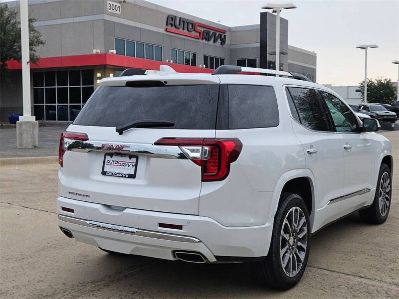 2022 GMC Acadia Denali