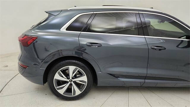 2024 Audi Q8 e-tron quattro Premium Plus