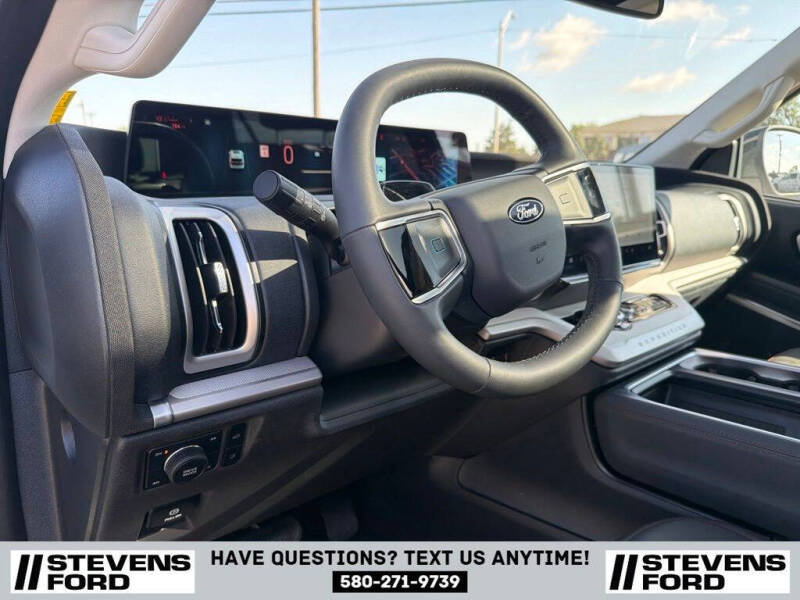 2025 Ford Expedition Active