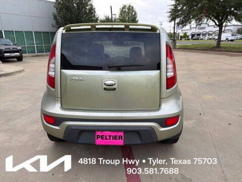 2013 Kia Soul +