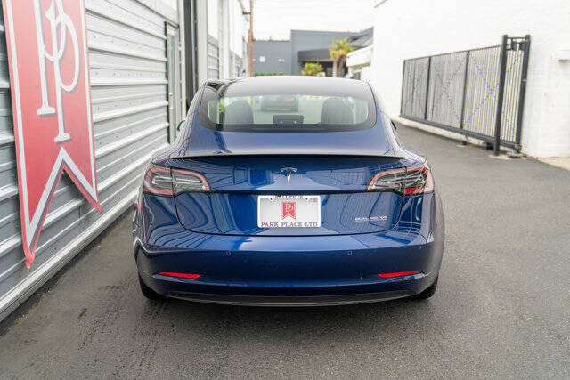 2020 Tesla Model 3 33