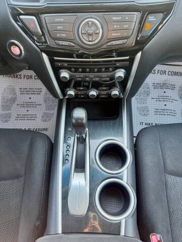 2013 Nissan Pathfinder SV