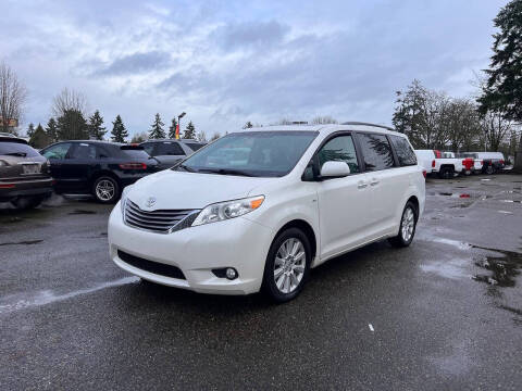 2017 Toyota Sienna XLE 7-Passenger