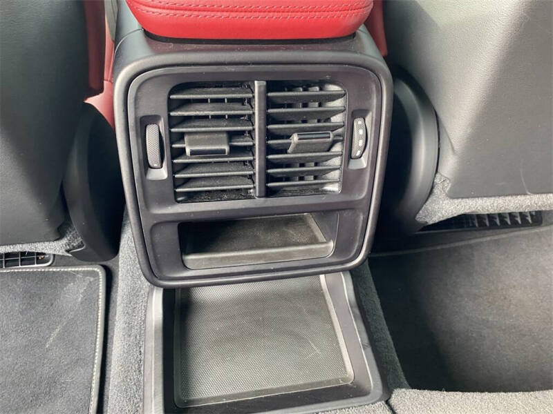 2024 Porsche Taycan GTS Sport Turismo