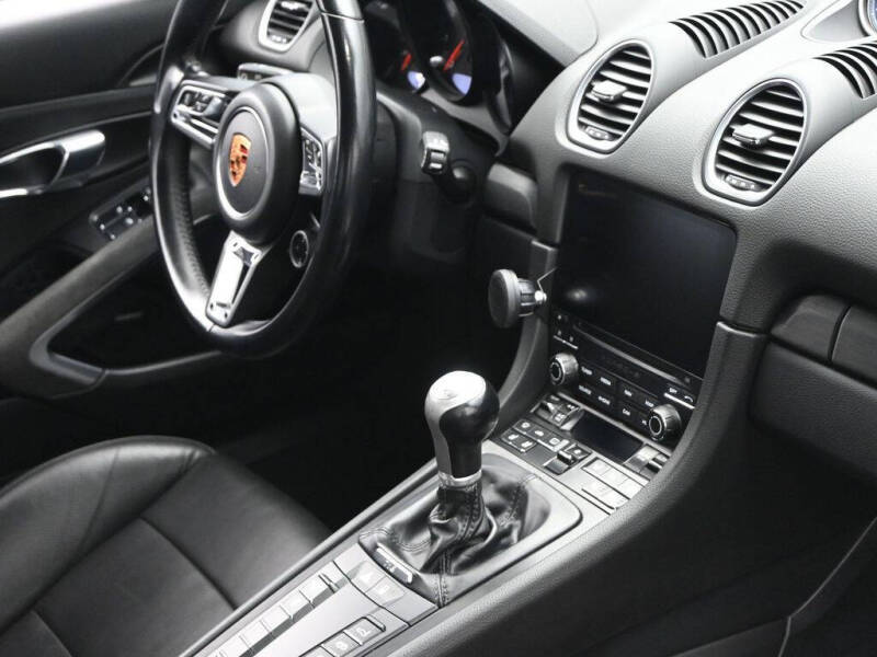 2018 Porsche 718 Cayman GTS