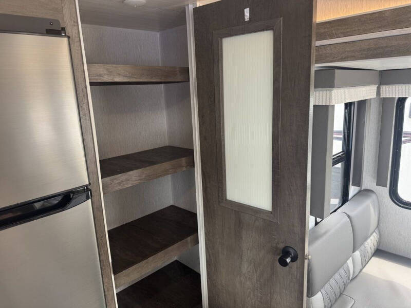 2022 Forest River Salem Midwest 27RK