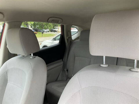 2015 Nissan Rogue Select S