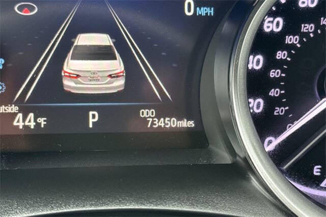 2021 Toyota Camry Hybrid XLE