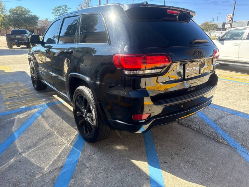 2020 Jeep Grand Cherokee Laredo