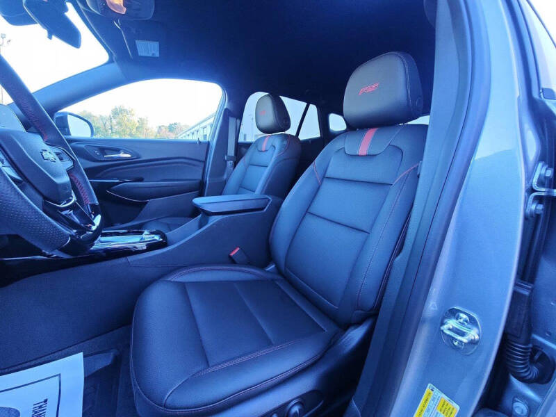 2025 Chevrolet Trax RS