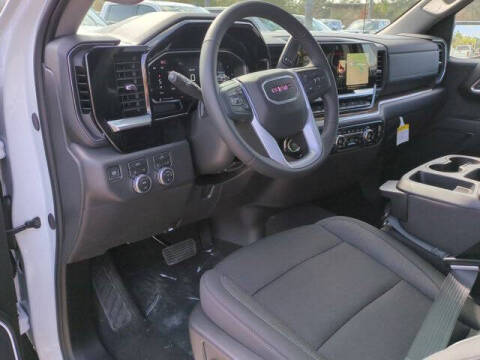 2026 GMC Sierra 1500 Elevation Standard