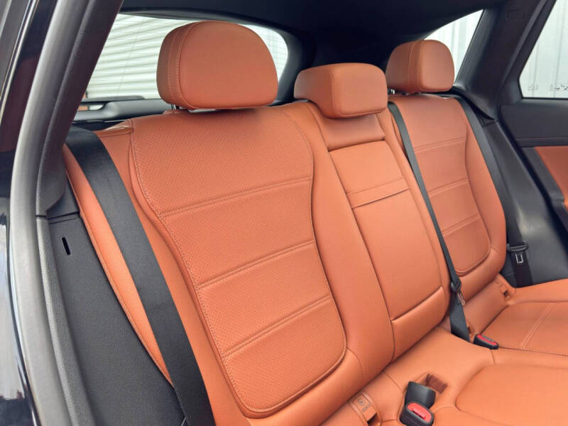 2023 Mercedes-Benz GLC GLC 300 4MATIC