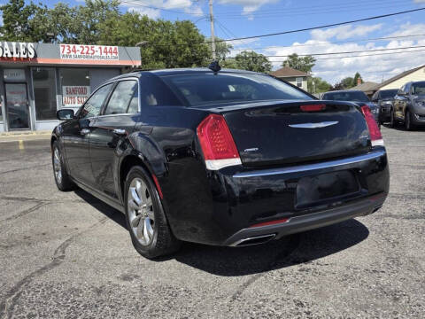 2016 Chrysler 300 C