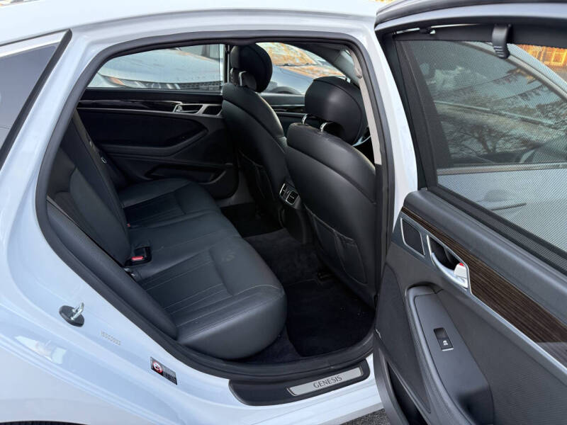 2015 Hyundai Genesis 3.8L