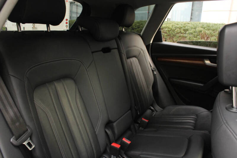 2021 Audi Q5 quattro Premium 45 TFSI