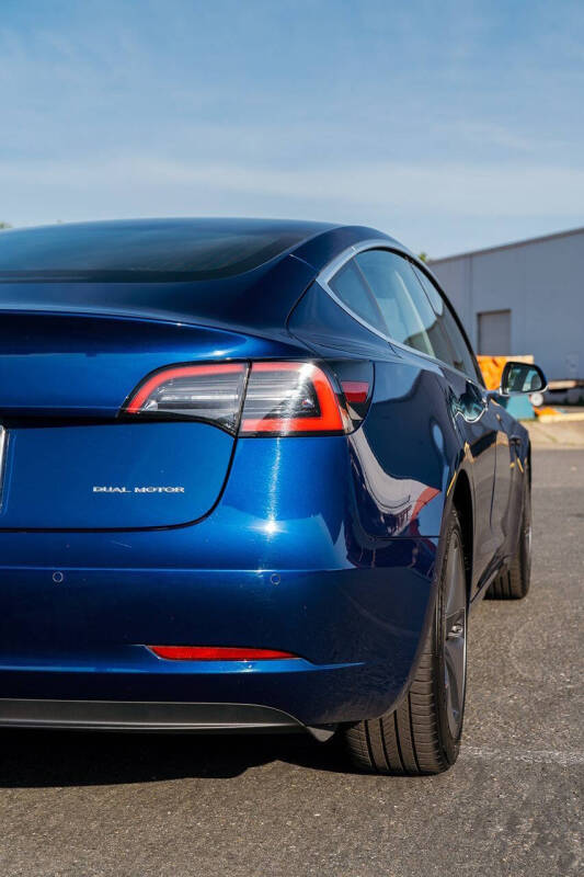 2019 Tesla Model 3 Long Range