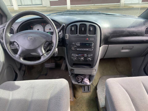 2005 Dodge Grand Caravan SE