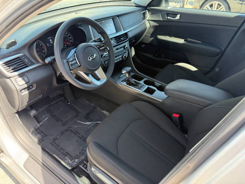 2020 Kia Optima LX
