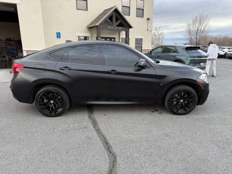 2017 BMW X6 xDrive50i