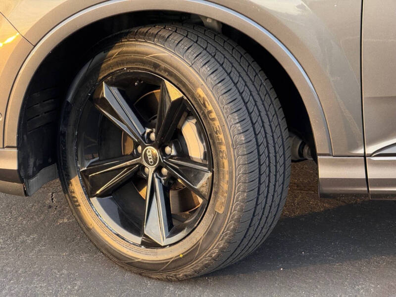 2021 Audi Q7 quattro Premium 55 TFSI