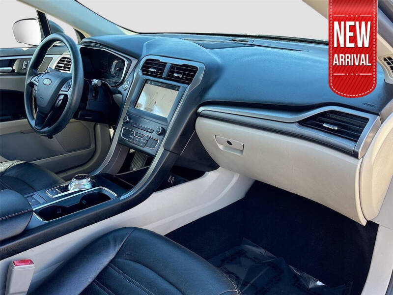 2019 Ford Fusion Hybrid SE