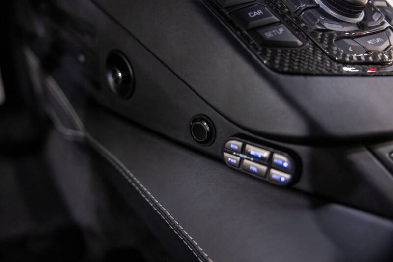 2019 Lamborghini Aventador LP 740-4 S