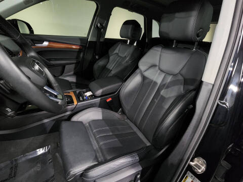 2022 Audi Q5 quattro S line Prestige 45 TFSI