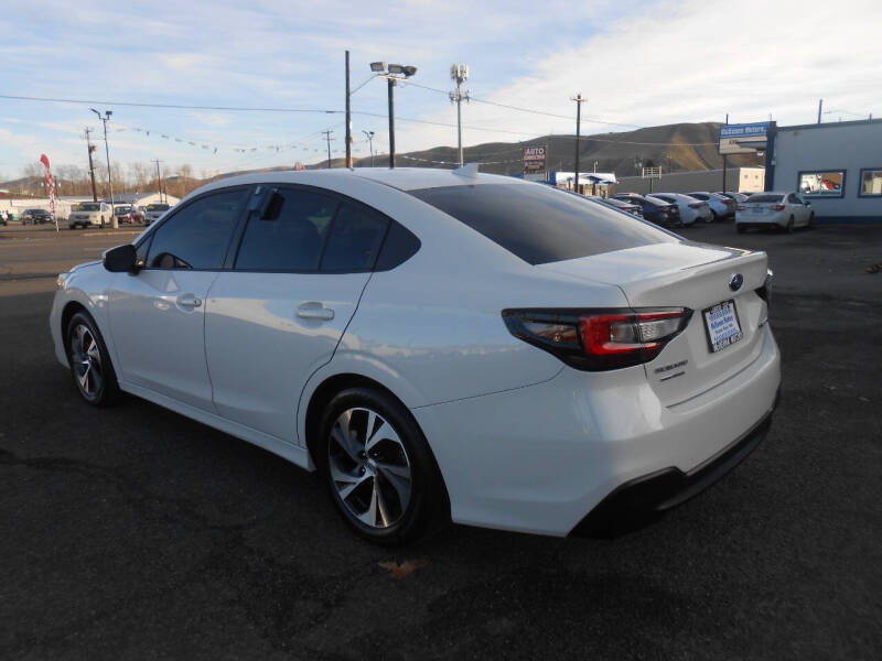 2023 Subaru Legacy Premium