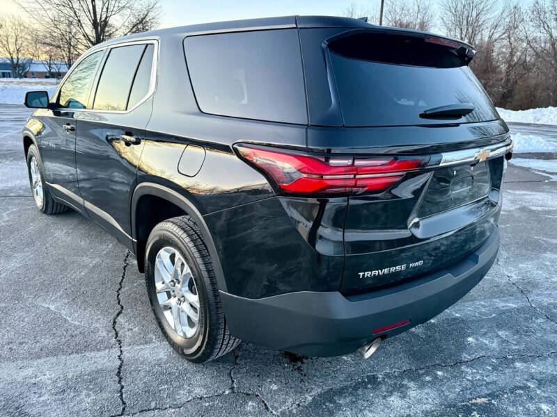2023 Chevrolet Traverse LS