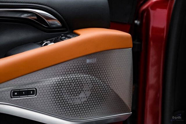 2025 Lotus Emira V6 Base