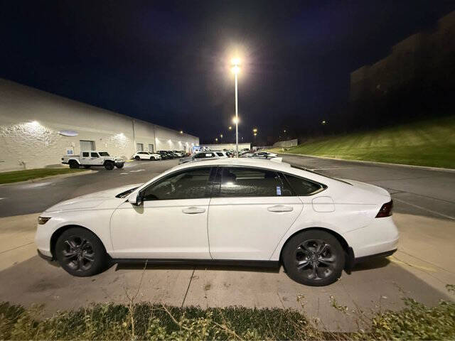 2024 Honda Accord EX