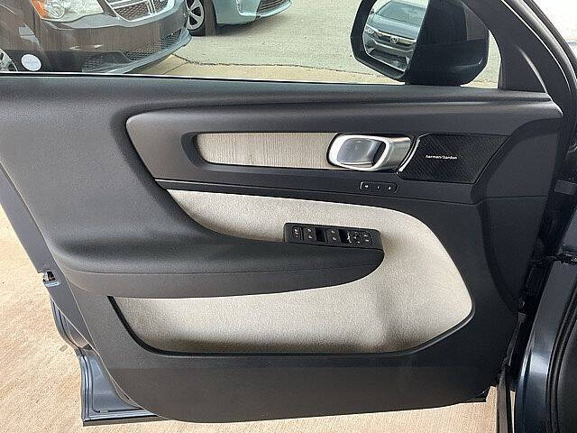 2019 Volvo XC40 T5 Inscription