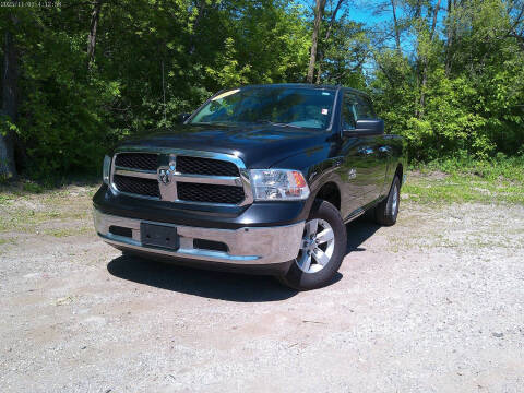 2016 RAM 1500 SLT