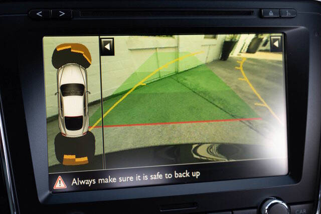 2016 Bentley Continental 21