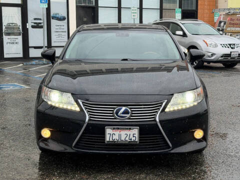 2013 Lexus ES 300h
