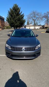 2017 Volkswagen Passat for sale at Mo Motors in Puyallup WA
