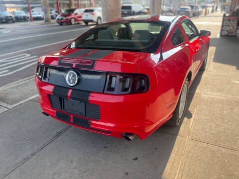 2013 Ford Mustang V6