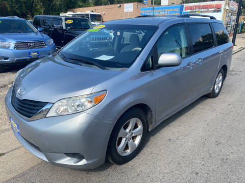 2011 Toyota Sienna for sale at 5 Stars Auto Service and Sales in Chicago IL
