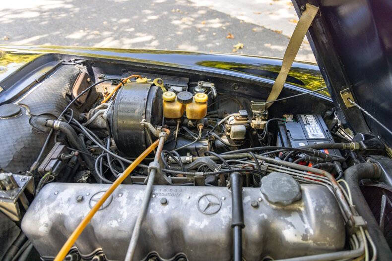 1969 Mercedes-Benz 280-Class