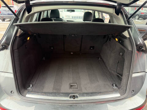 2017 Audi Q5 2.0T quattro Premium Plus