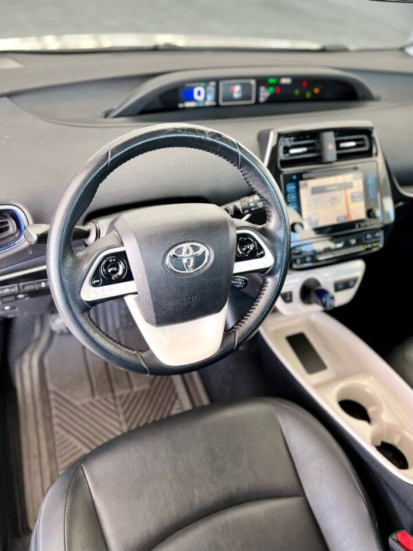 2016 Toyota Prius Four