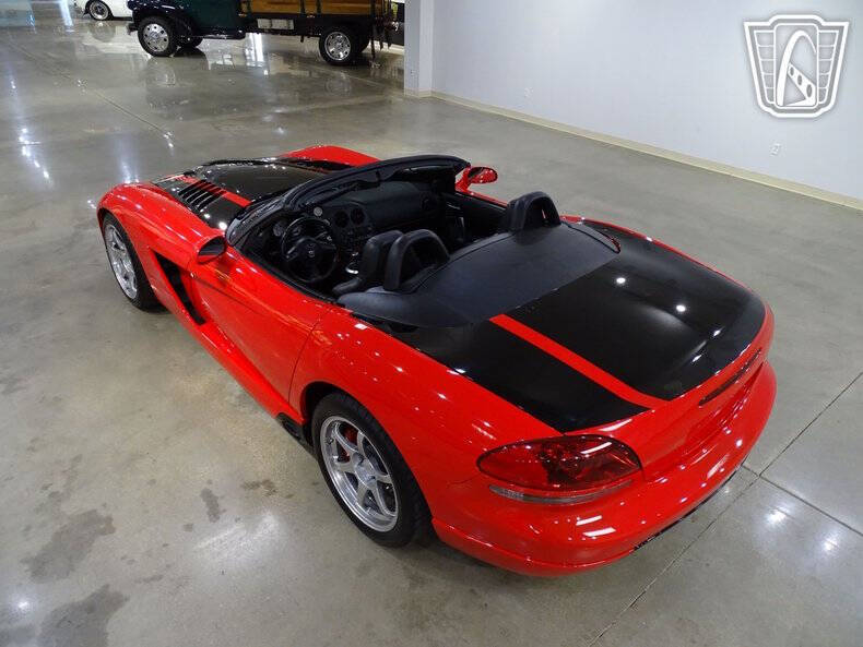 2003 Dodge Viper SRT-10